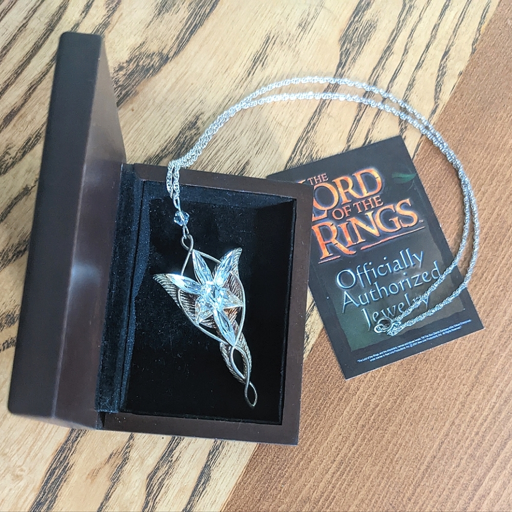 Lord of the Rings Evenstar Necklace